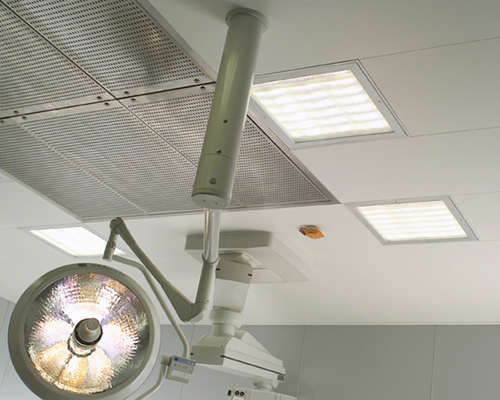 Soffitto filtrante per sale operatorie